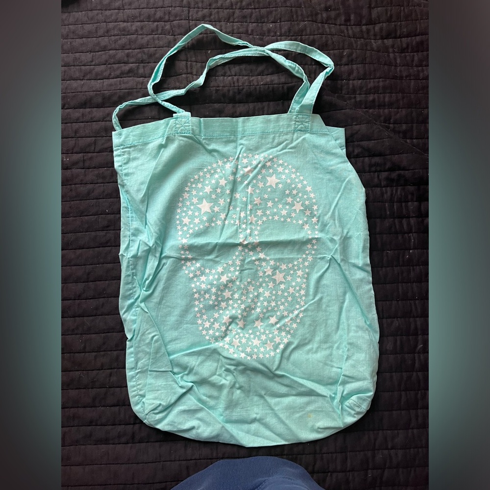 Teal Tote Bag with Star Skull Design